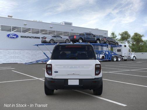 Oxford White 2026 Ford Bronco Sport Outer Banks