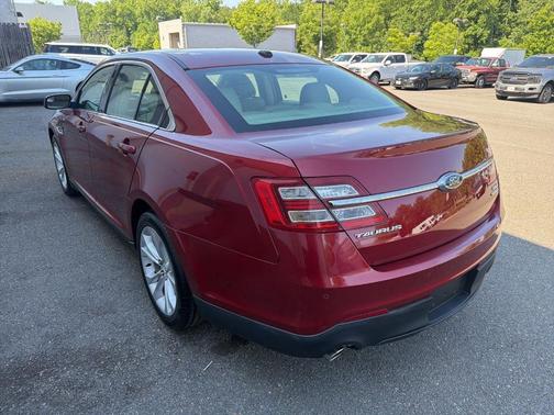 Ruby Red Metallic 2013 Ford Taurus SEL