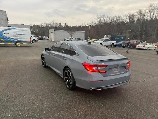2022 Honda Accord Sport SE