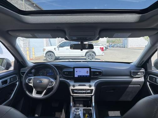 Stone Blue Metallic 2022 Ford Explorer XLT