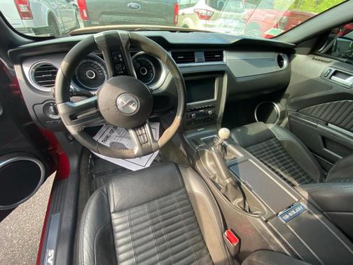 2014 Ford Shelby GT500 Base