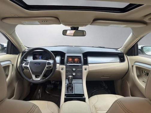 2015 Ford Taurus SEL