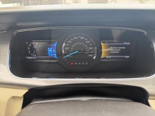 2015 Ford Taurus SEL