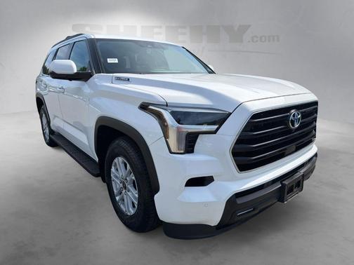 Ice 2024 Toyota Sequoia SR5