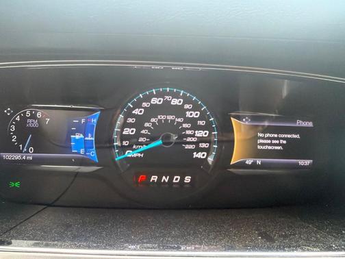 Shadow Black 2016 Ford Taurus SEL