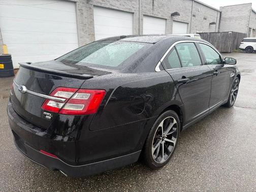Shadow Black 2016 Ford Taurus SEL