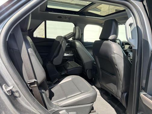 Gray Metallic 2023 Ford Explorer XLT