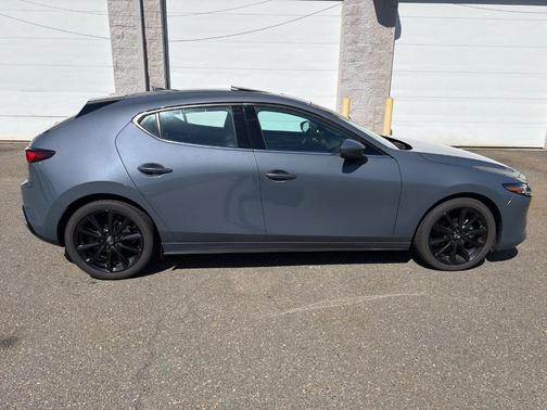 Polymetal Gray Metallic 2025 Mazda Mazda3 FWD w/Premium Package