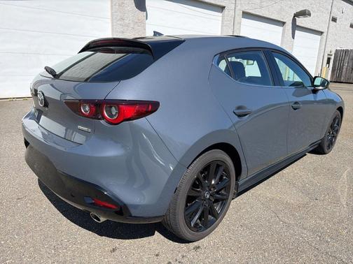 Polymetal Gray Metallic 2025 Mazda Mazda3 FWD w/Premium Package