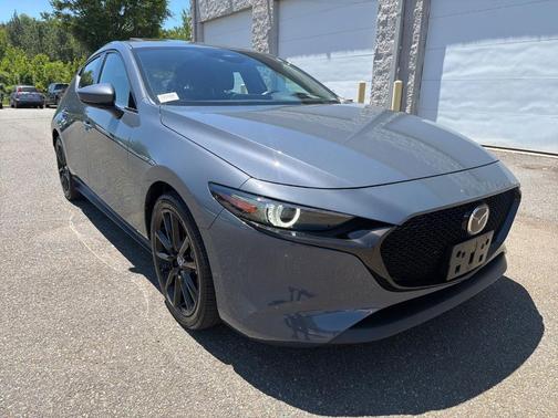 Gray Metallic 2025 Mazda Mazda3 FWD w/Premium Package