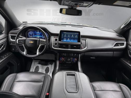 2022 Chevrolet Suburban LT