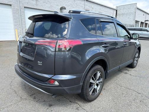 Magnetic Gray Metallic 2017 Toyota RAV4 XLE