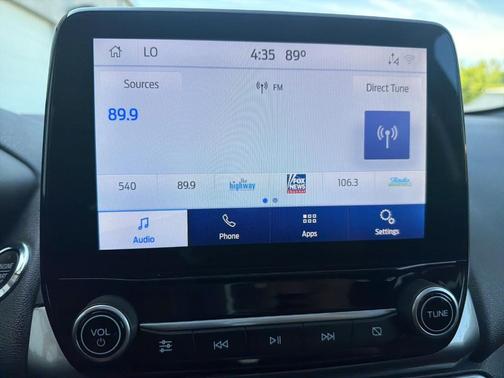 Diamond White 2021 Ford EcoSport SE