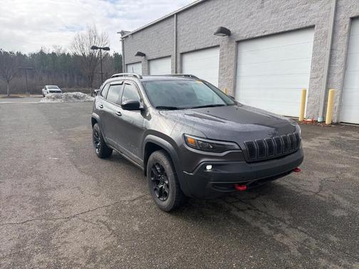 2022 Jeep Cherokee Trailhawk