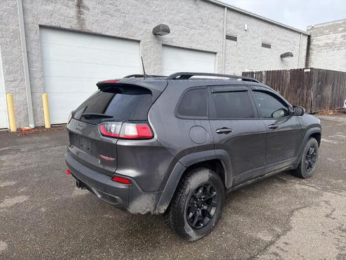 2022 Jeep Cherokee Trailhawk