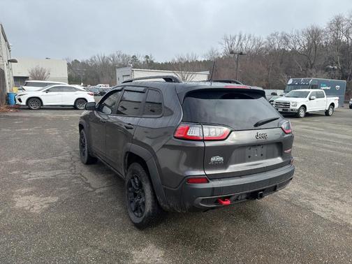 2022 Jeep Cherokee Trailhawk
