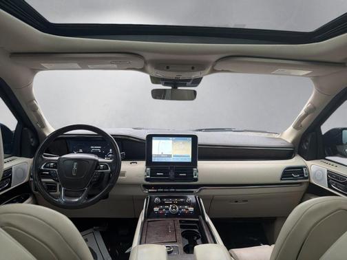 Jade 2020 Lincoln Navigator Reserve
