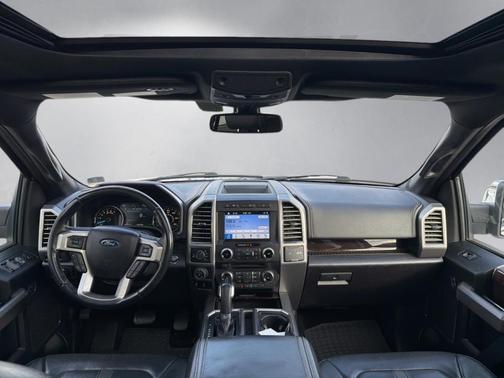 2017 Ford F-150 Platinum