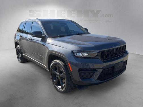 2022 Jeep Grand Cherokee Altitude