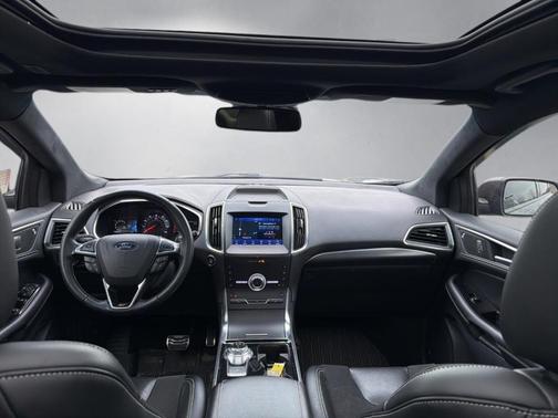 2020 Ford Edge ST