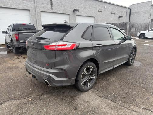 2020 Ford Edge ST