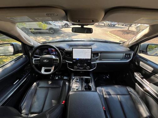 2024 Ford Expedition Max XLT