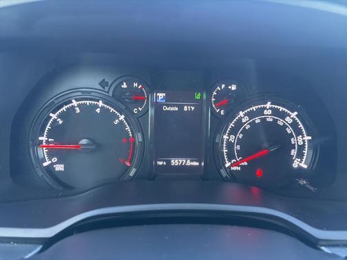 Midnight Black Metallic 2024 Toyota 4Runner SR5