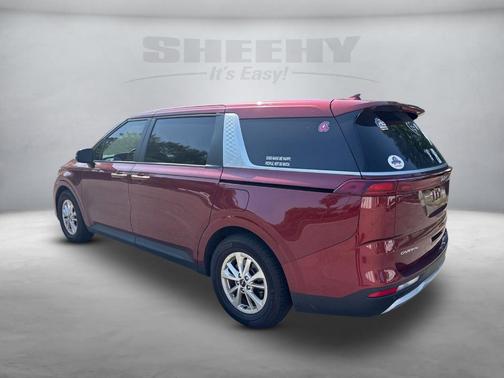 2023 Kia Carnival LX