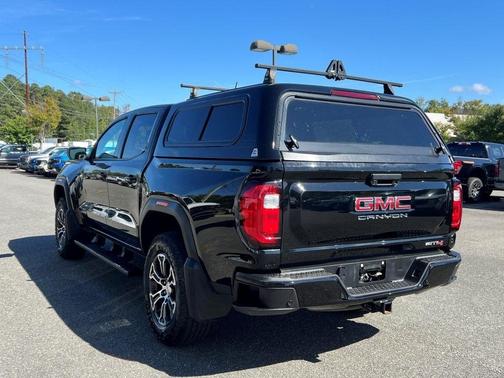 2023 GMC Canyon AT4
