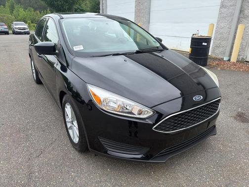 Shadow Black 2018 Ford Focus SE