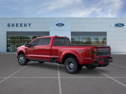 2025 Ford F-350 Platinum