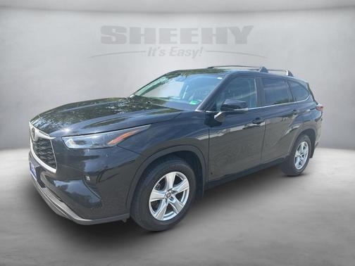 2023 Toyota Highlander LE