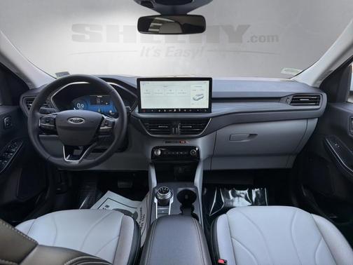 2025 Ford Escape Platinum