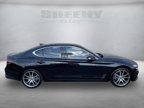 2022 Genesis G70 2.0T