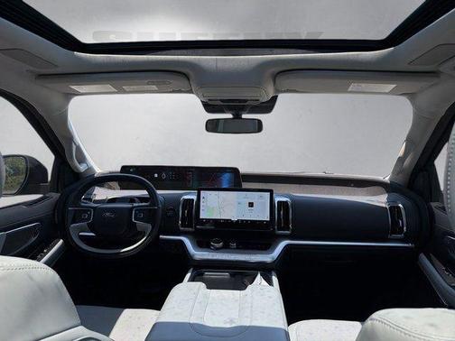 Agate Black Metallic 2025 Ford Expedition Platinum