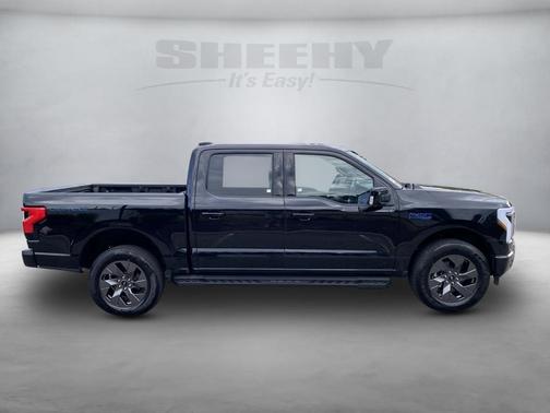 2024 Ford F-150 Lightning LARIAT