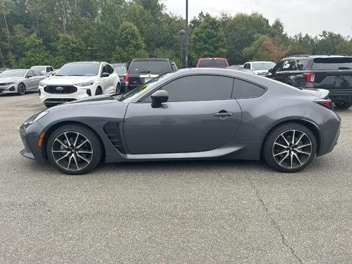 2023 Toyota GR86 Base