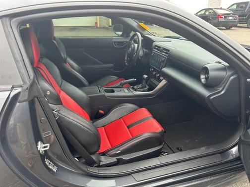 2023 Toyota GR86 Base