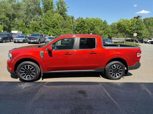 Hot Pepper Red Metallic Tinted Clearcoat 2023 Ford Maverick Lariat