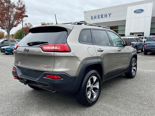 2017 Jeep Cherokee Trailhawk