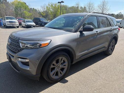 Carbonized Gray Metallic 2023 Ford Explorer XLT