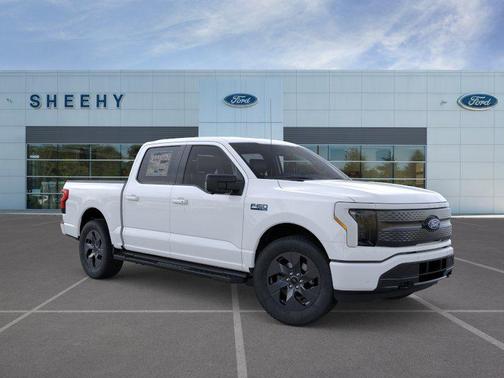 Oxford White 2025 Ford F-150 Lightning Flash