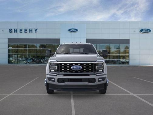 2026 Ford F-450 Platinum