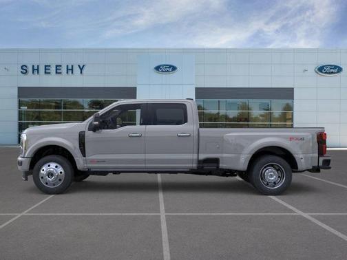 2026 Ford F-450 Platinum