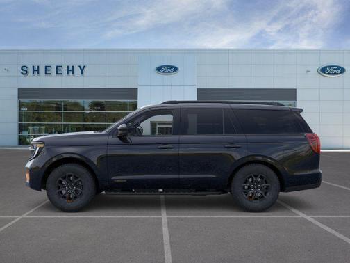 Black Metallic 2026 Ford Expedition Tremor