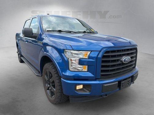 Lightning Blue 2017 Ford F-150 XLT