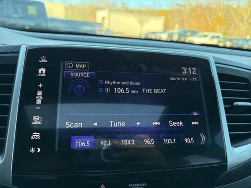 2018 Honda Pilot EX-L w/ Navigation