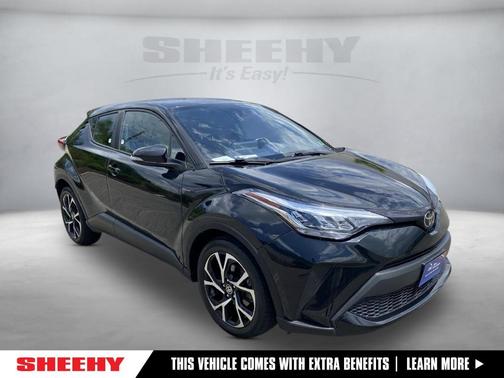 2022 Toyota C-HR XLE