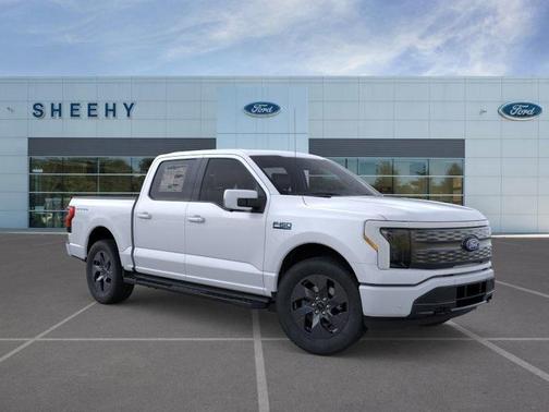 2025 Ford F-150 Lightning LARIAT