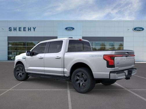 2025 Ford F-150 Lightning LARIAT